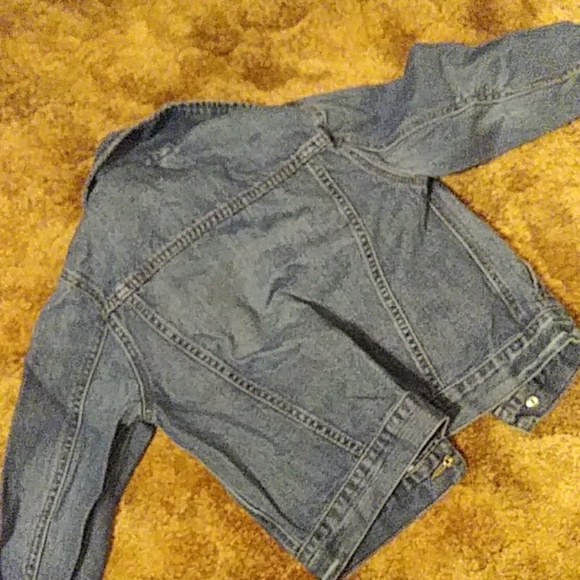 Capsule Corp. Jean Jacket (Dragon ball z) - Picture 3 of 8